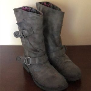 Roxy gray boots size 8.5